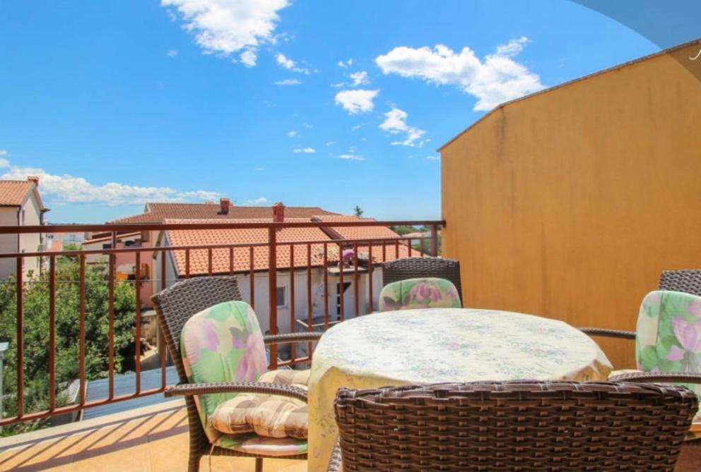 Valentina Apartment Новиград Екстериор снимка