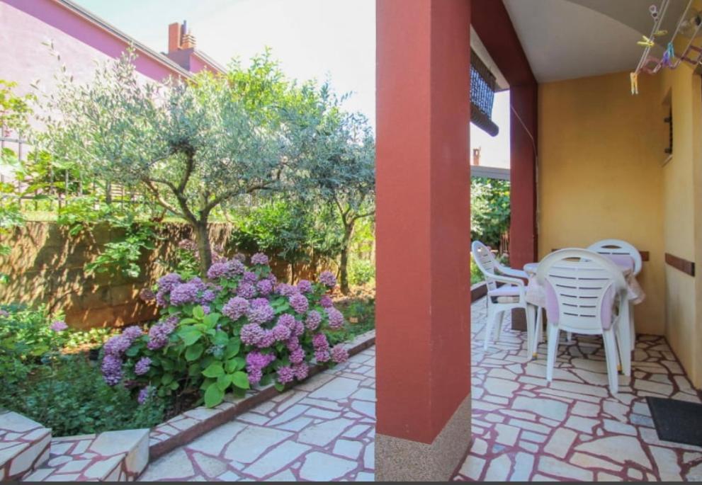 Valentina Apartment Новиград Екстериор снимка