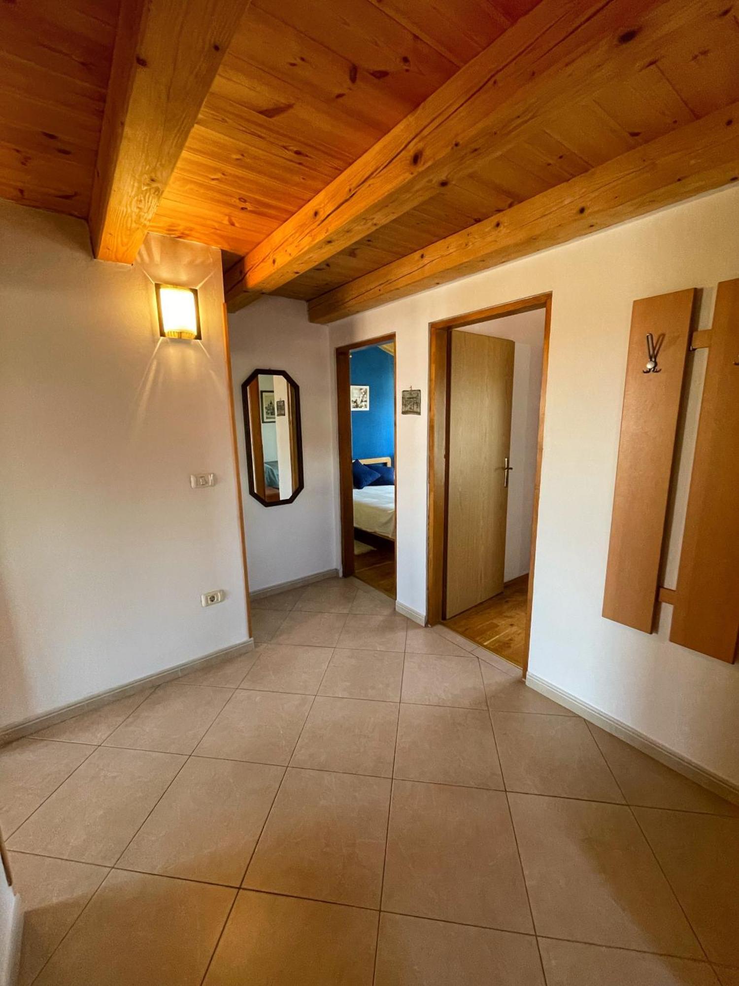 Valentina Apartment Новиград Екстериор снимка